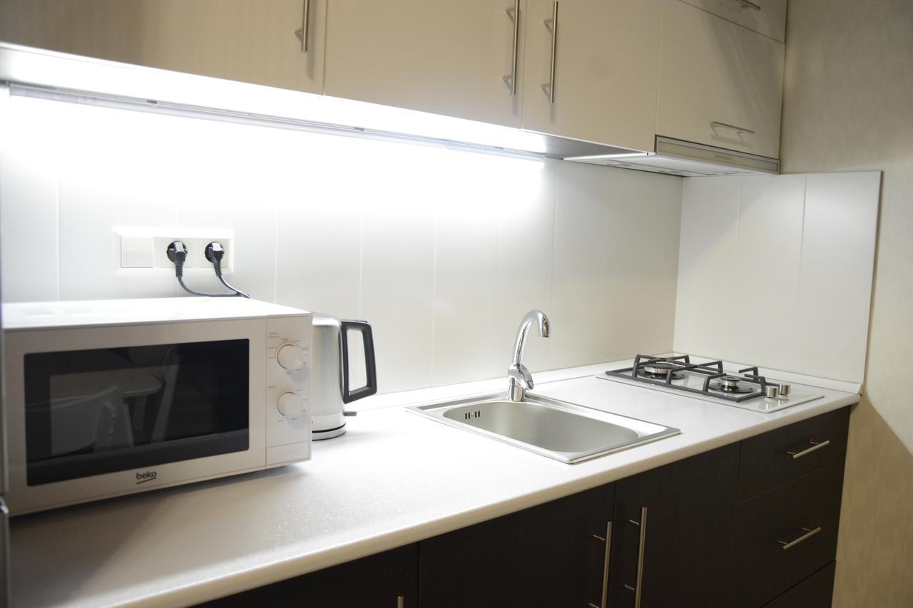 Full Comfort Apartment On Aghmashenebeli Tbilisi Bagian luar foto
